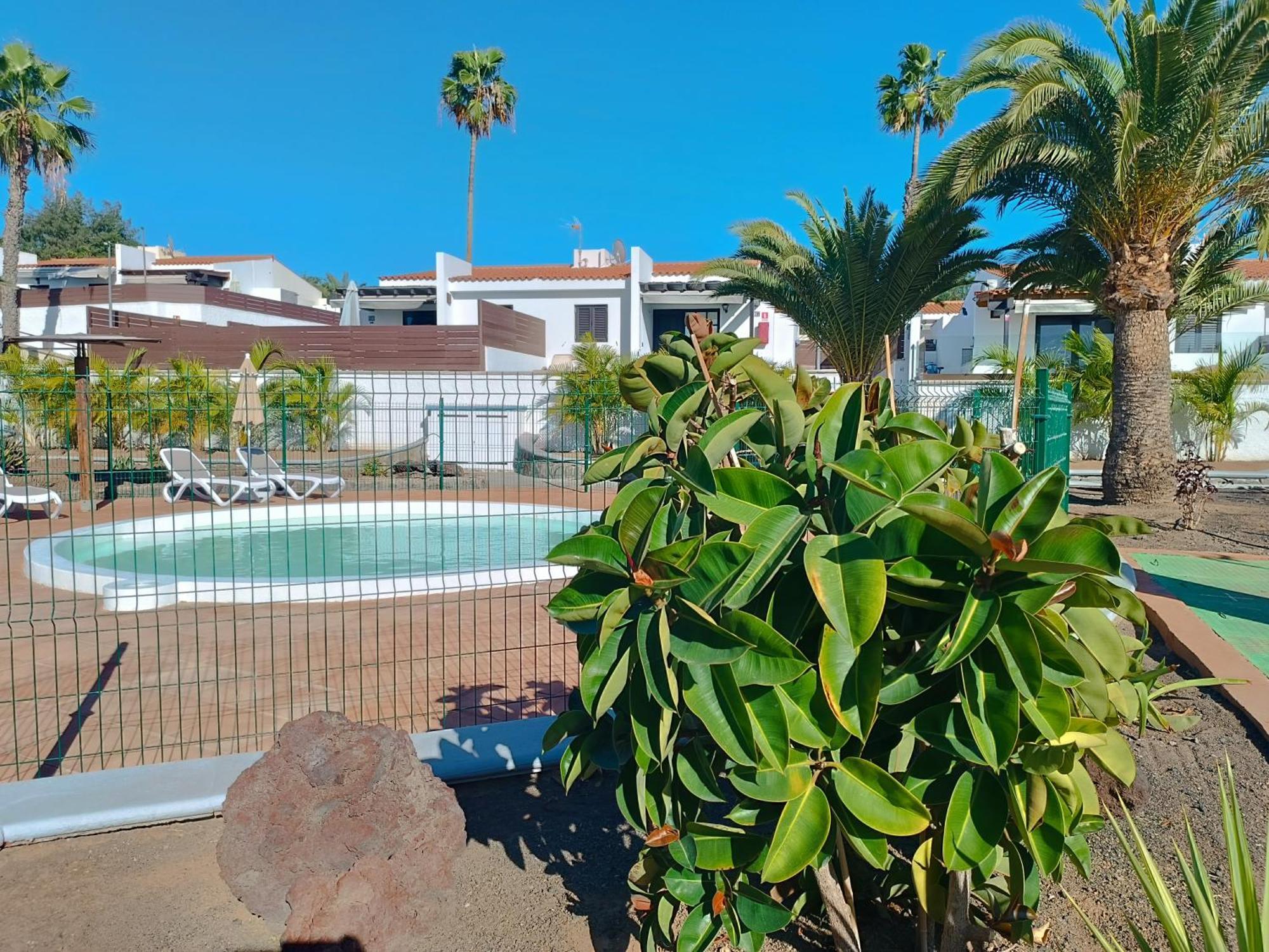 Sunny Bungalow With Garden #1 ماسبالوماس المظهر الخارجي الصورة